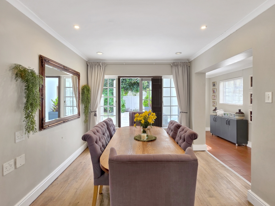 4 Bedroom Property for Sale in Constantia Western Cape
